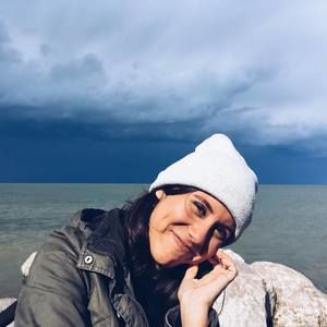 Meet your Posher, Adriana